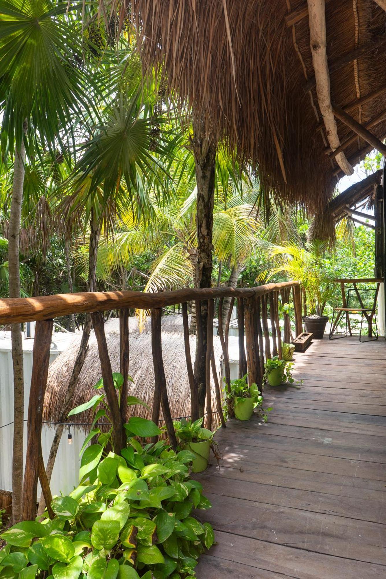 Hotel Pal Mar Glamtainer