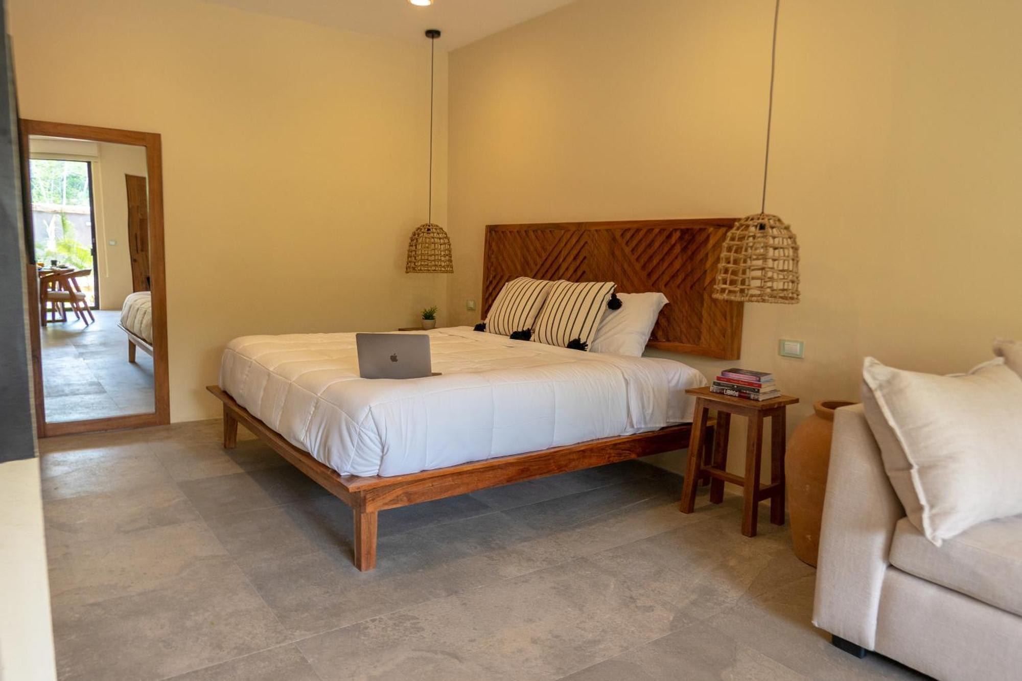 Xamira Luxury *