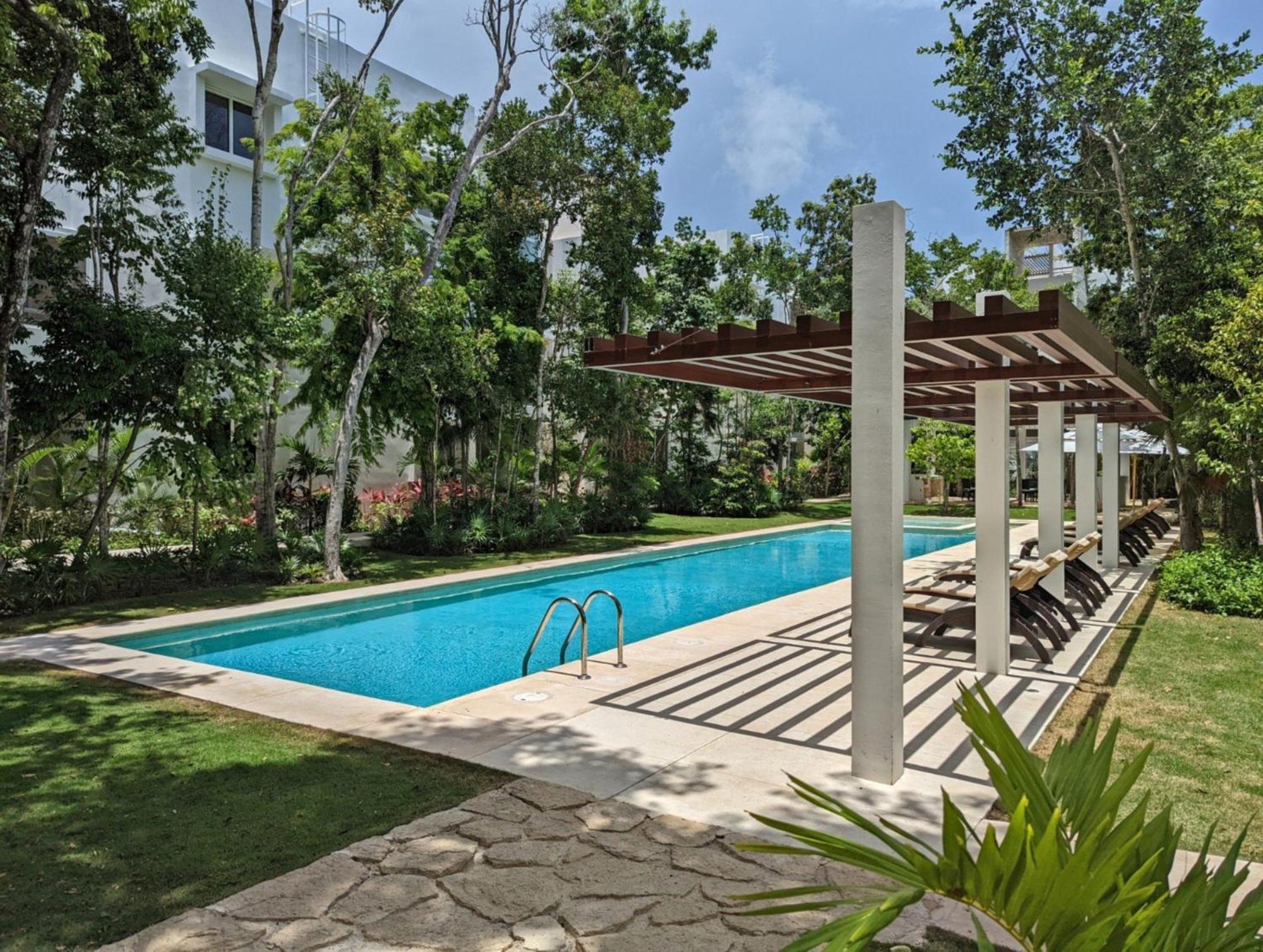 Tao - Fantastic In Jungle's Heart - Amenities By Yeah Apartment *