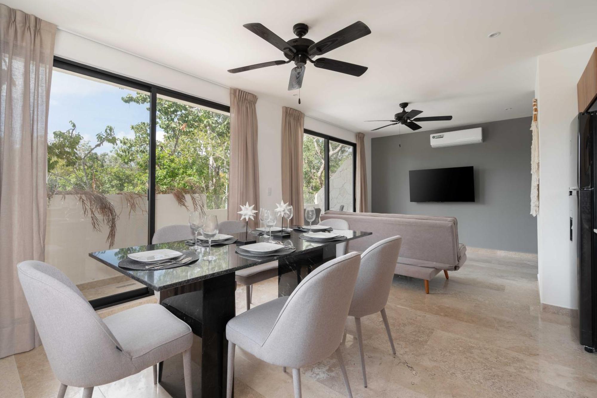 2bd With Rooftop Pool Near Tulum