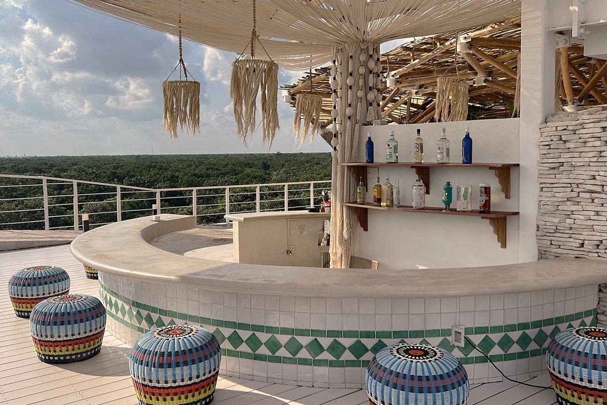 Siente & Cenote Club