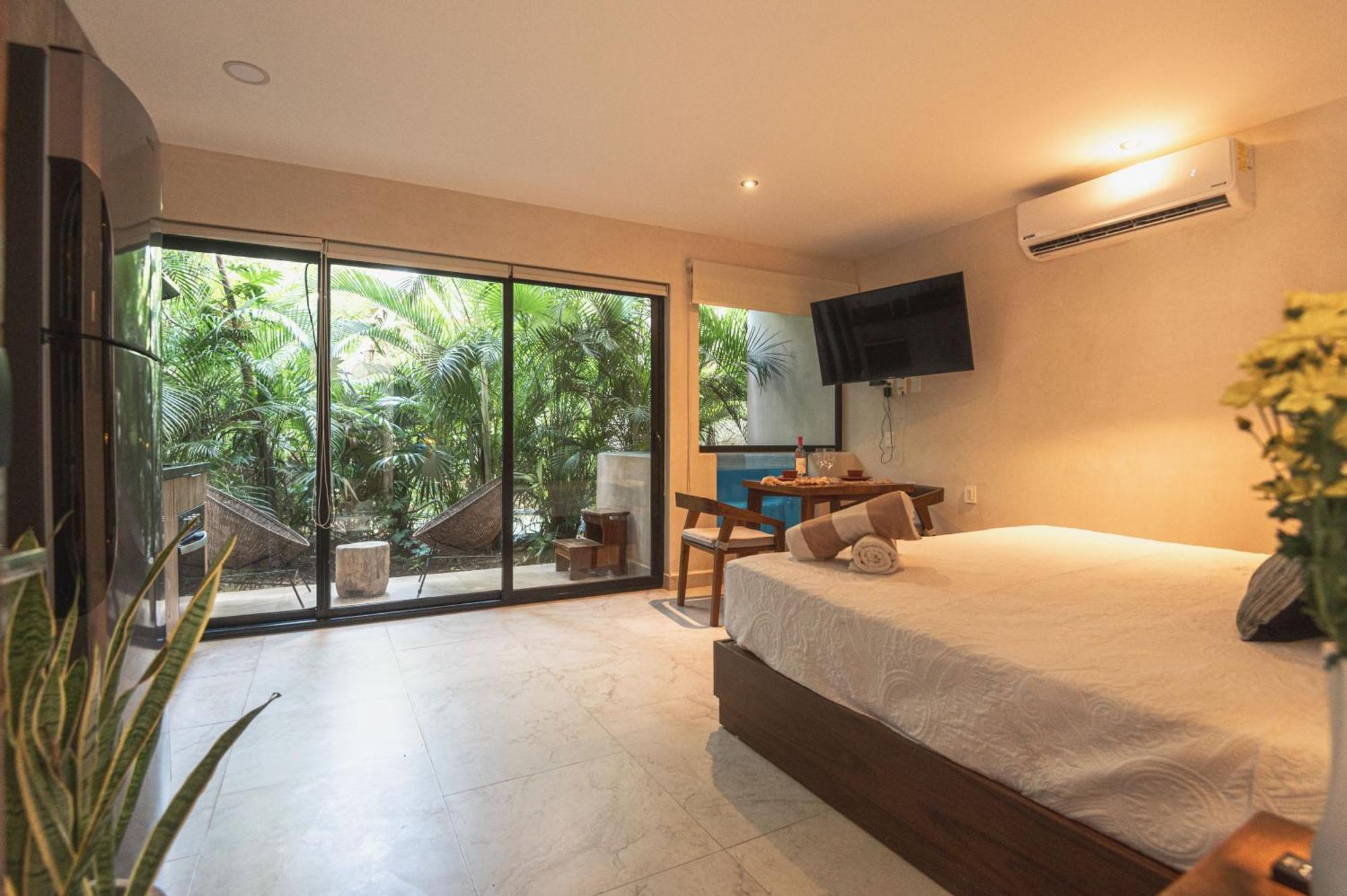 Cacao - With Exterior Plunge Pool Washer & Dryer Apartment Tulum