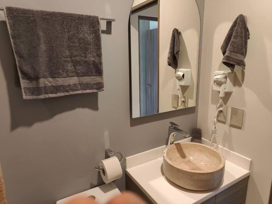 Apartamento A Pasos De La Playa, Con Terraza Y Jacuzzi *