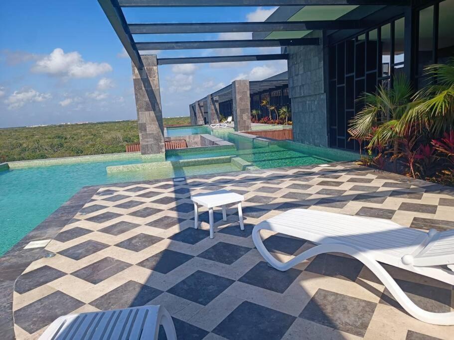 A Pasos De La Playa, Con Terraza Y Jacuzzi Apartamento *