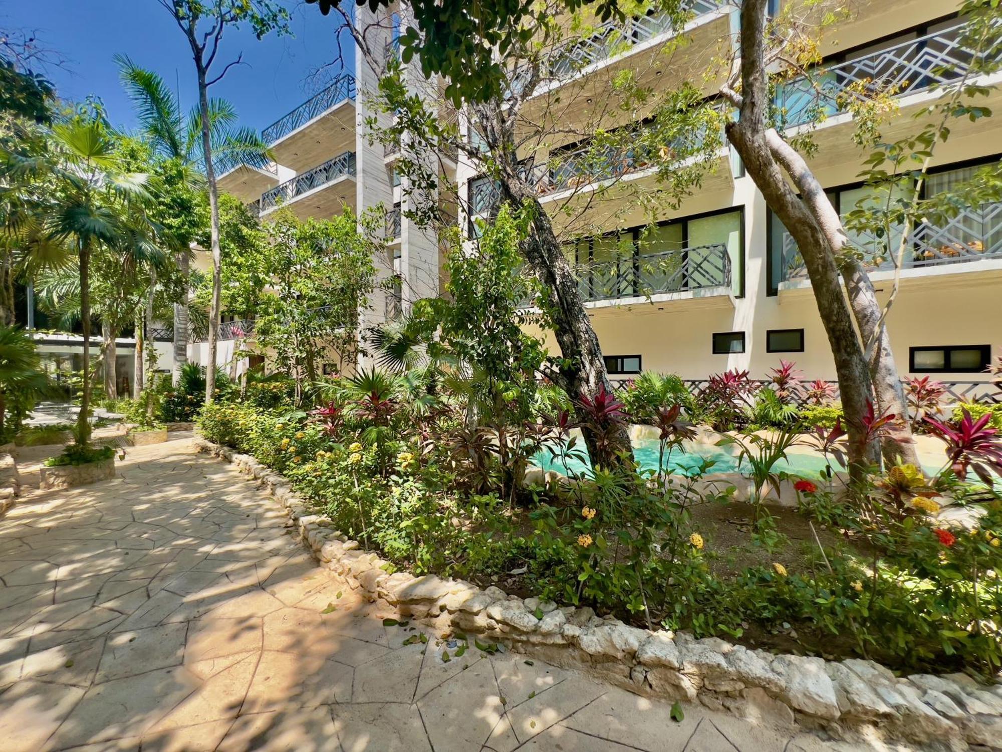 Unwind | Private Balcony & Rooftop Pools | Casago *