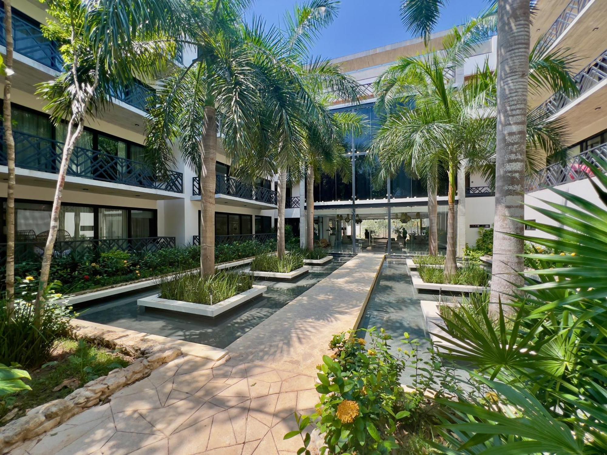 Unwind | Private Balcony & Rooftop Pools | Casago Tulum