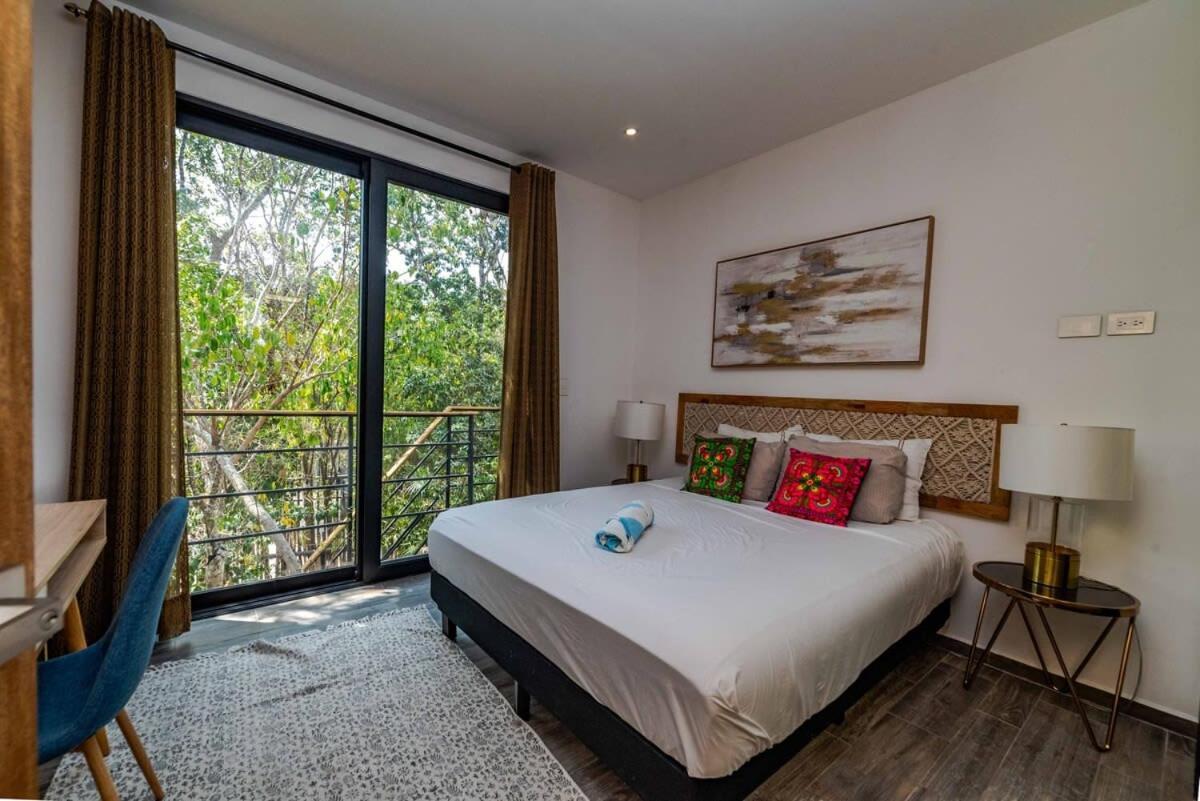 Chic 3-levels At Mun - Rooftop Deck - Pool Holiday home