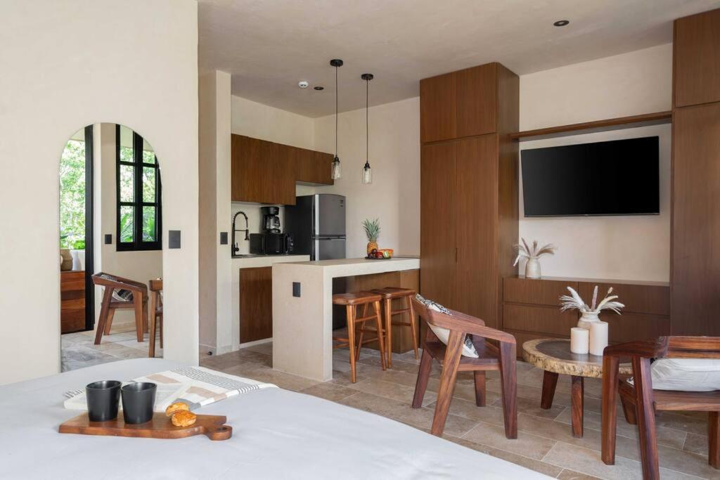 Amazing Jungle Near Town 200mb Pool * Tulum