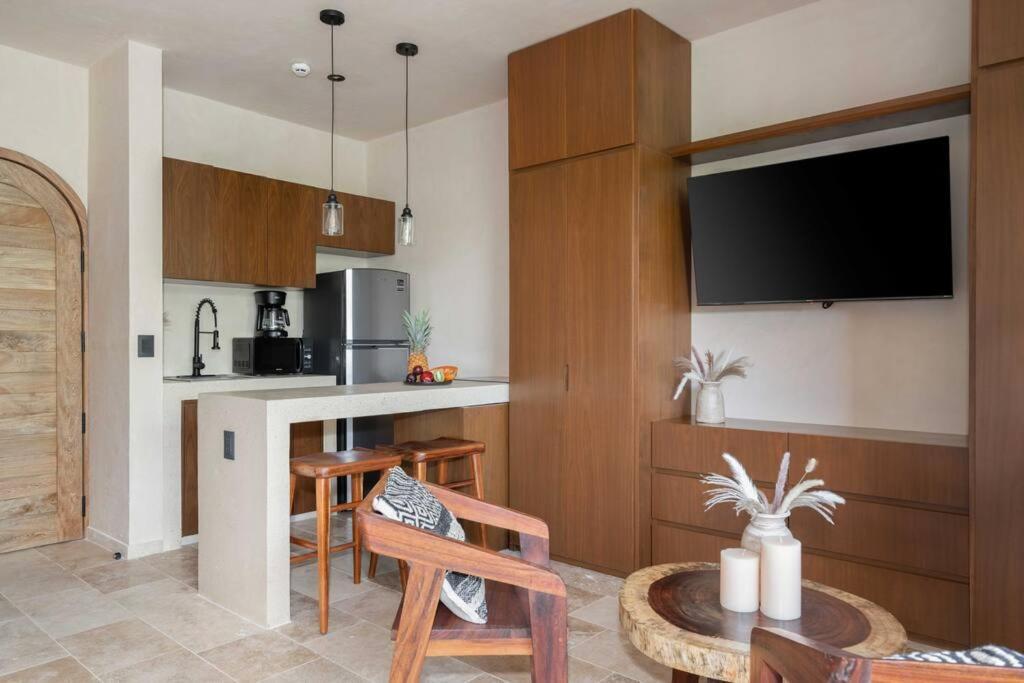 Apartment Amazing Jungle Near Town 200mb Pool