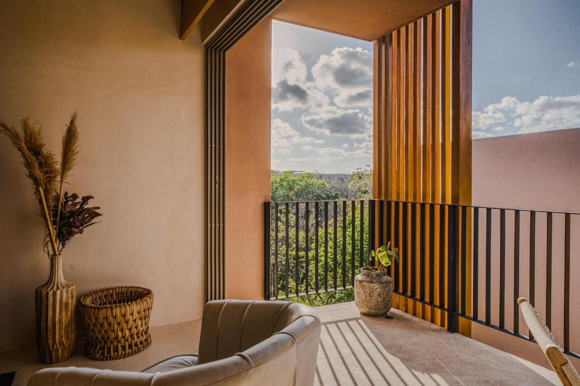 Heavenly 3br Ph W Private Pool, Gym, Yoga Class Apartment *