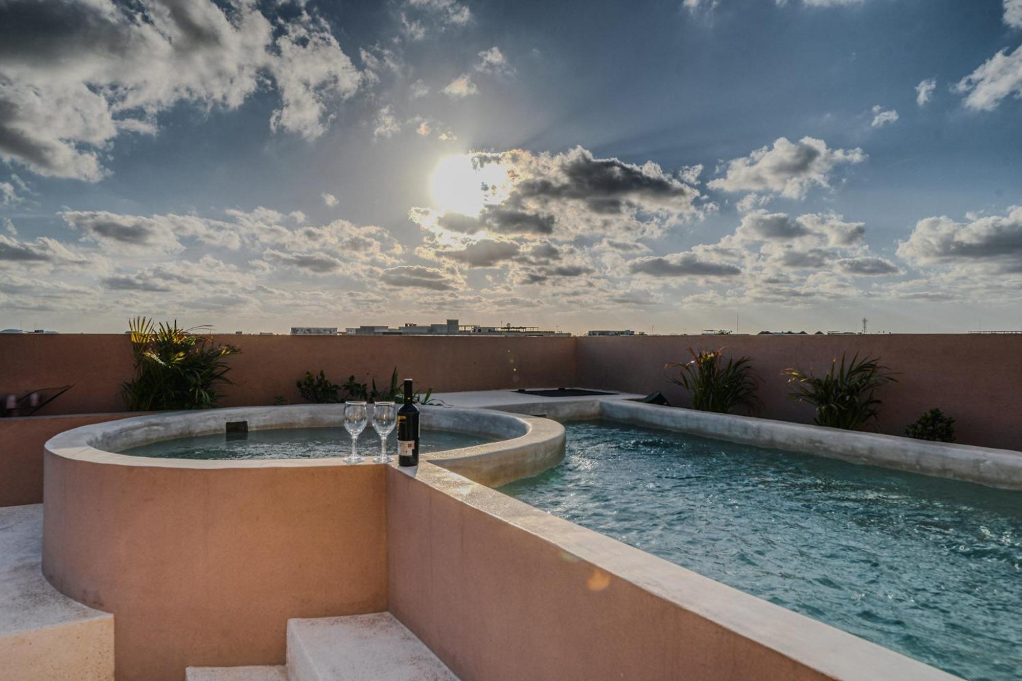 Heavenly 3br Ph W Private Pool, Gym, Yoga Class