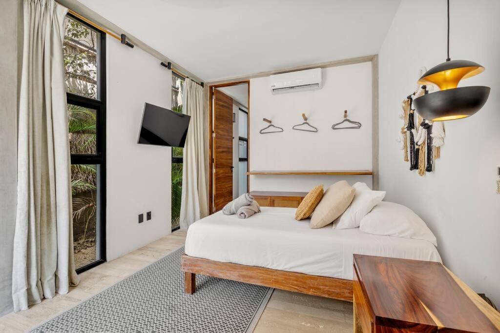 Lux Only 5 Min To Beach! Apartment