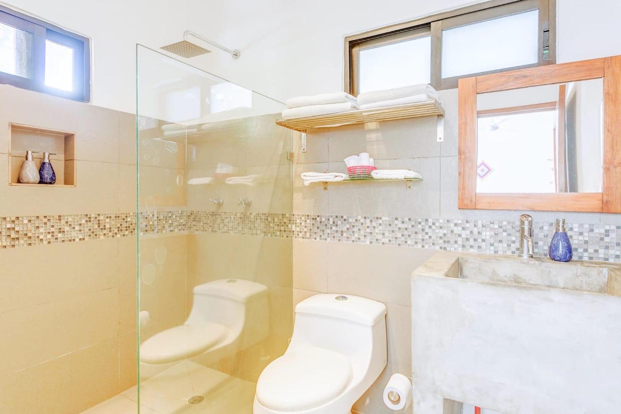In The Heart Of - Location In Town Apartment