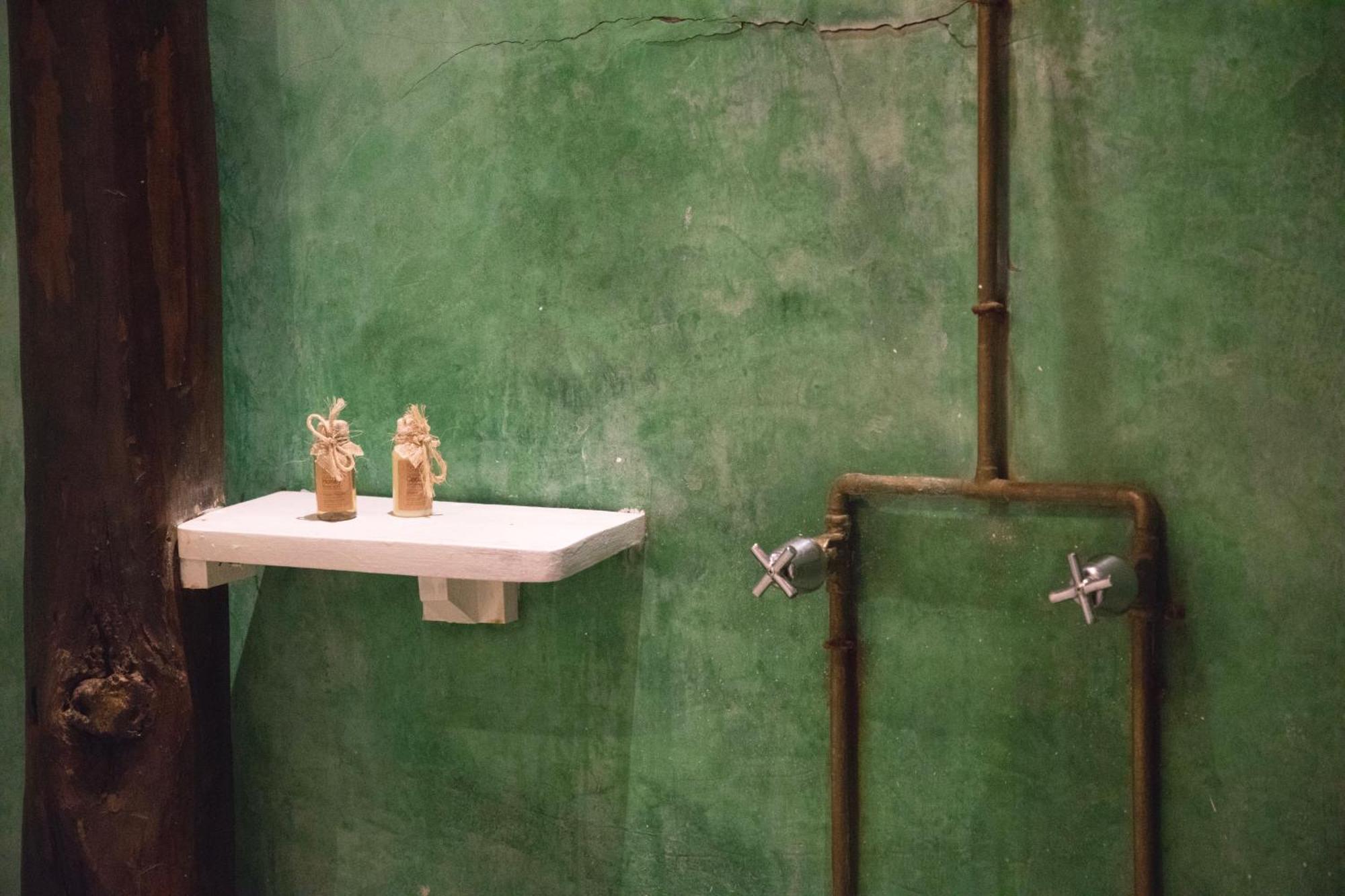 Hotel Lamar Front And Pool 3*