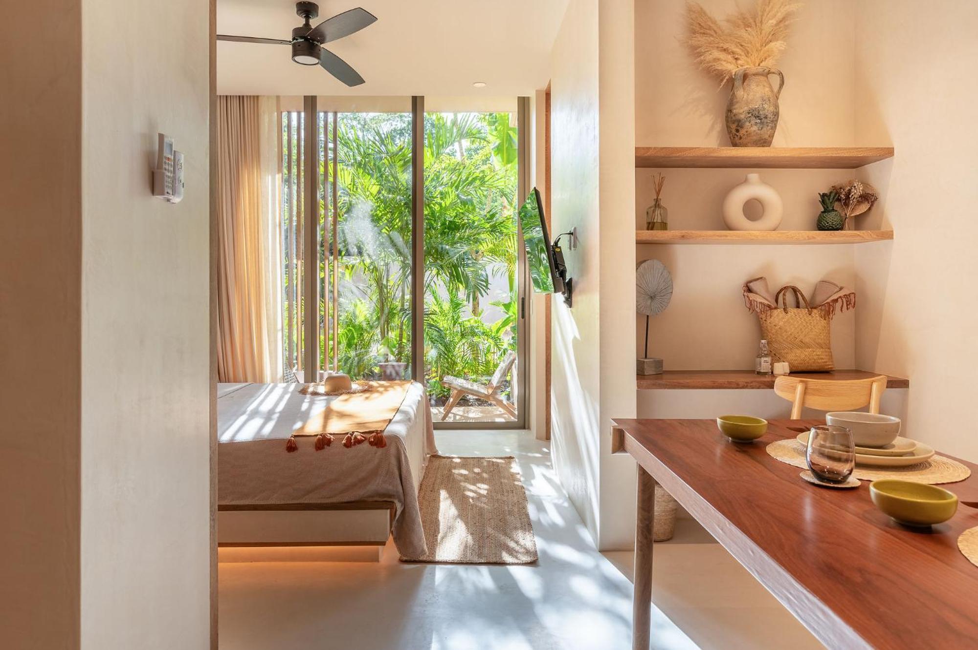 Amazing 1br Jungle With Restaurant, Pool And Gym *