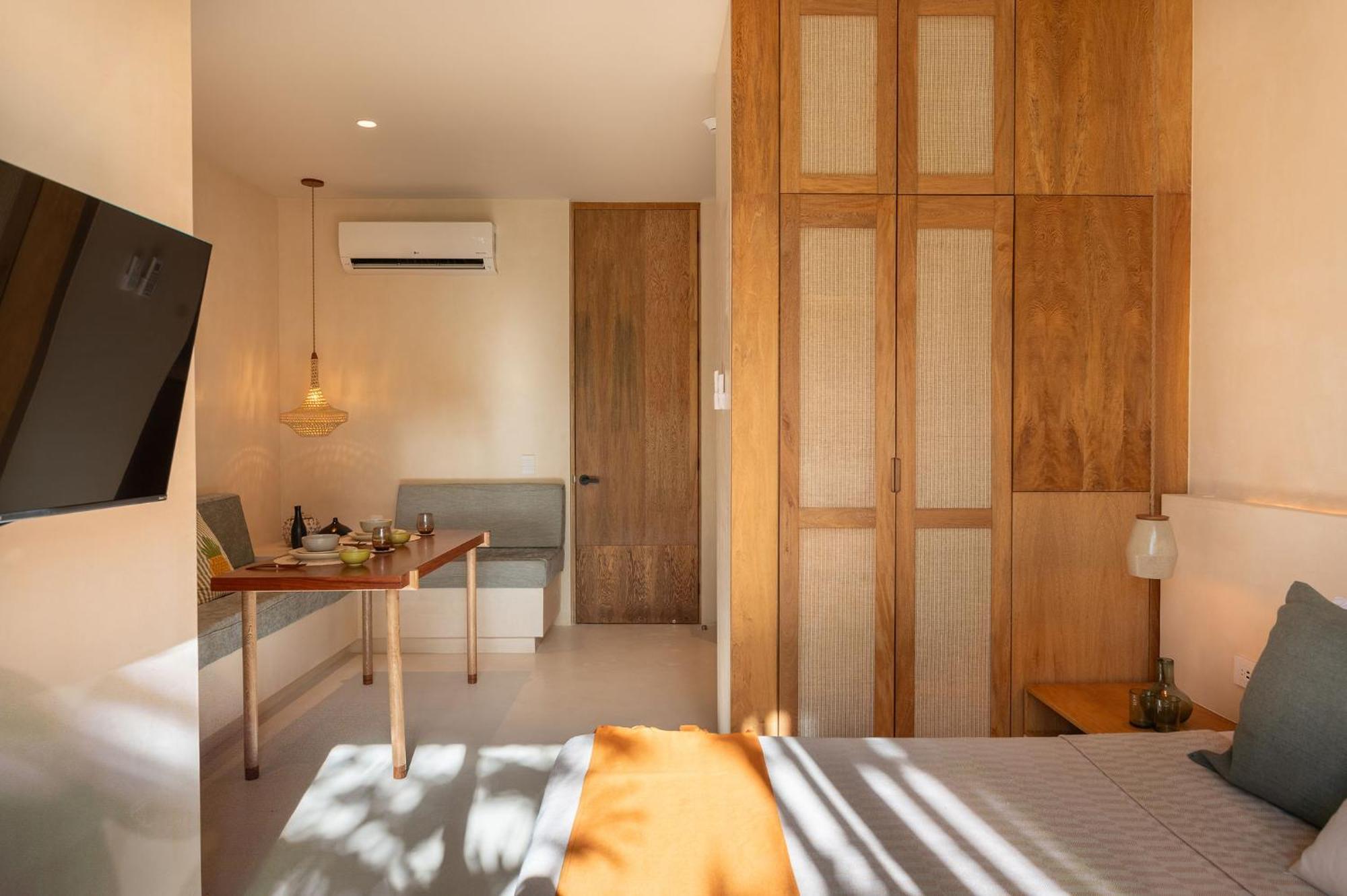 Amazing 1br Jungle With Restaurant, Pool And Gym Apartment