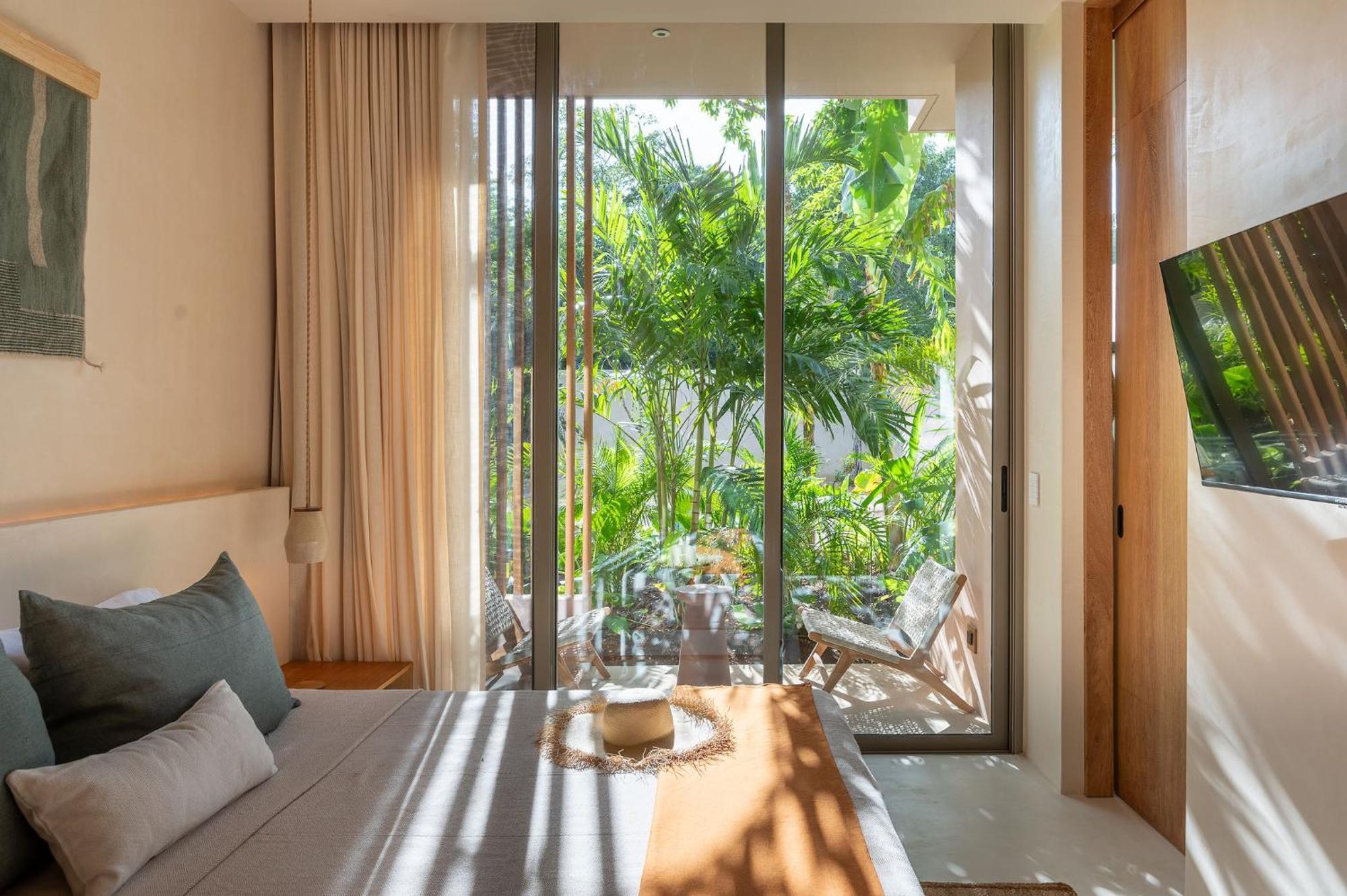 Amazing 1br Jungle With Restaurant, Pool And Gym Apartment