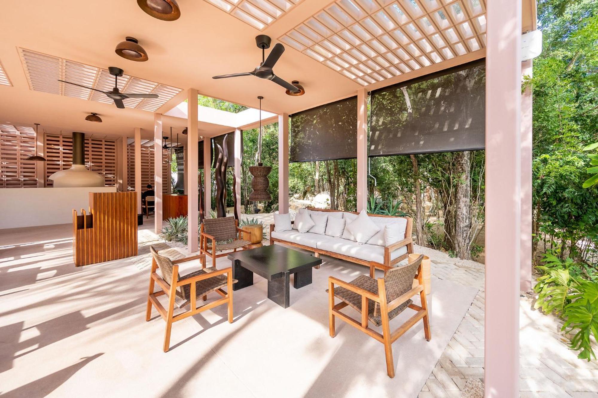 Amazing 1br Jungle With Restaurant, Pool And Gym Apartment Tulum