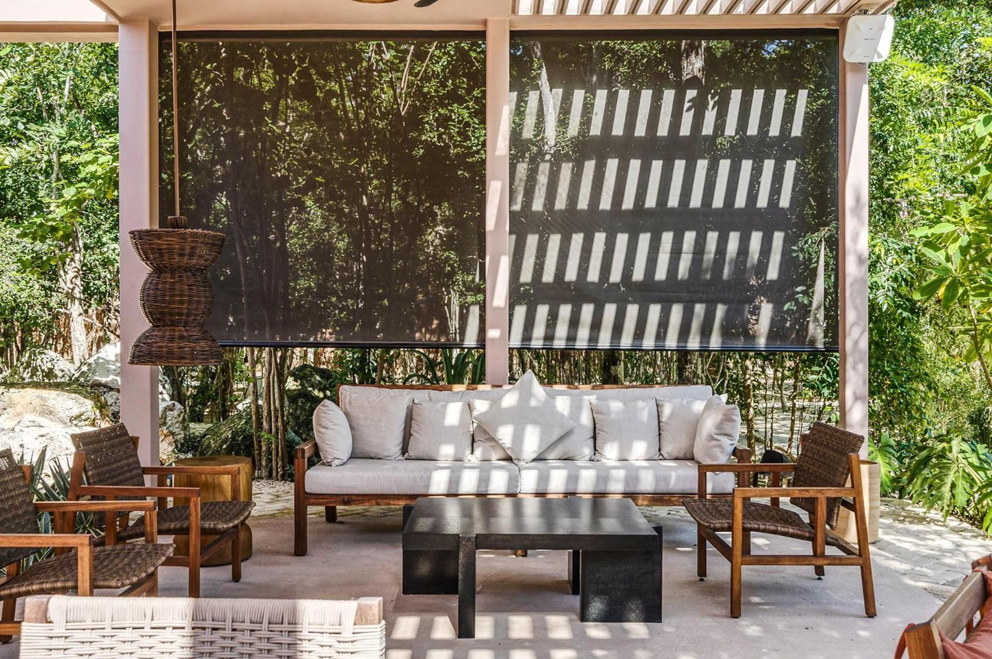 Stunning 1br In Jungle With Pool, Restaurant And Gym
