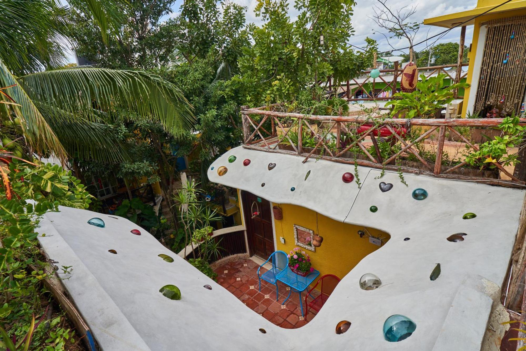 Maison Hotel 3*