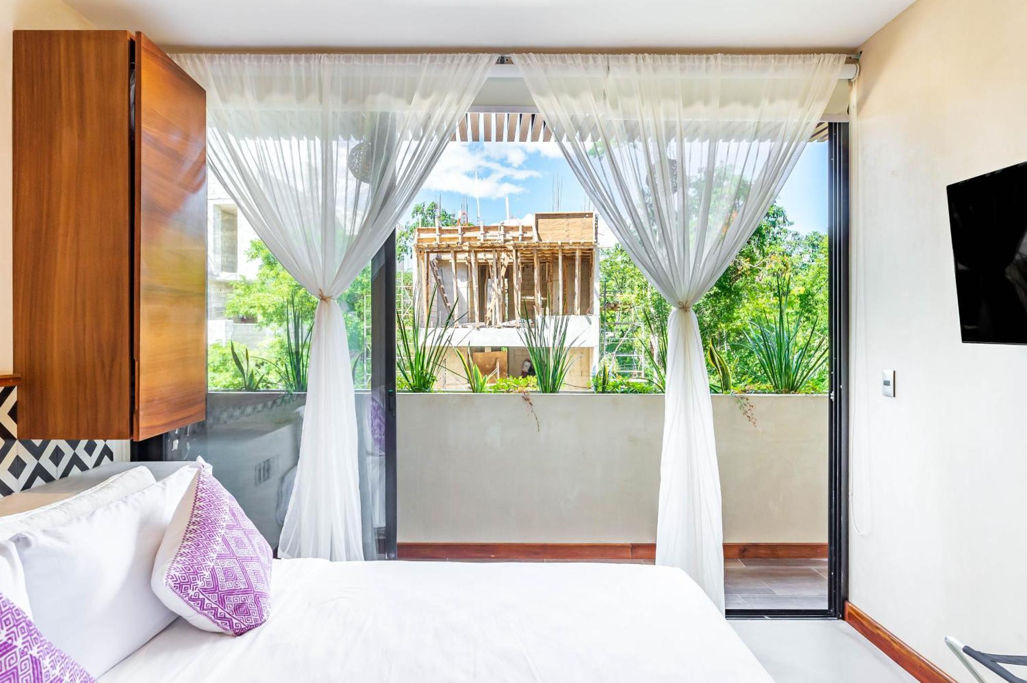 Pre Opening! Solemn Luxury By Spot Hotel 4*