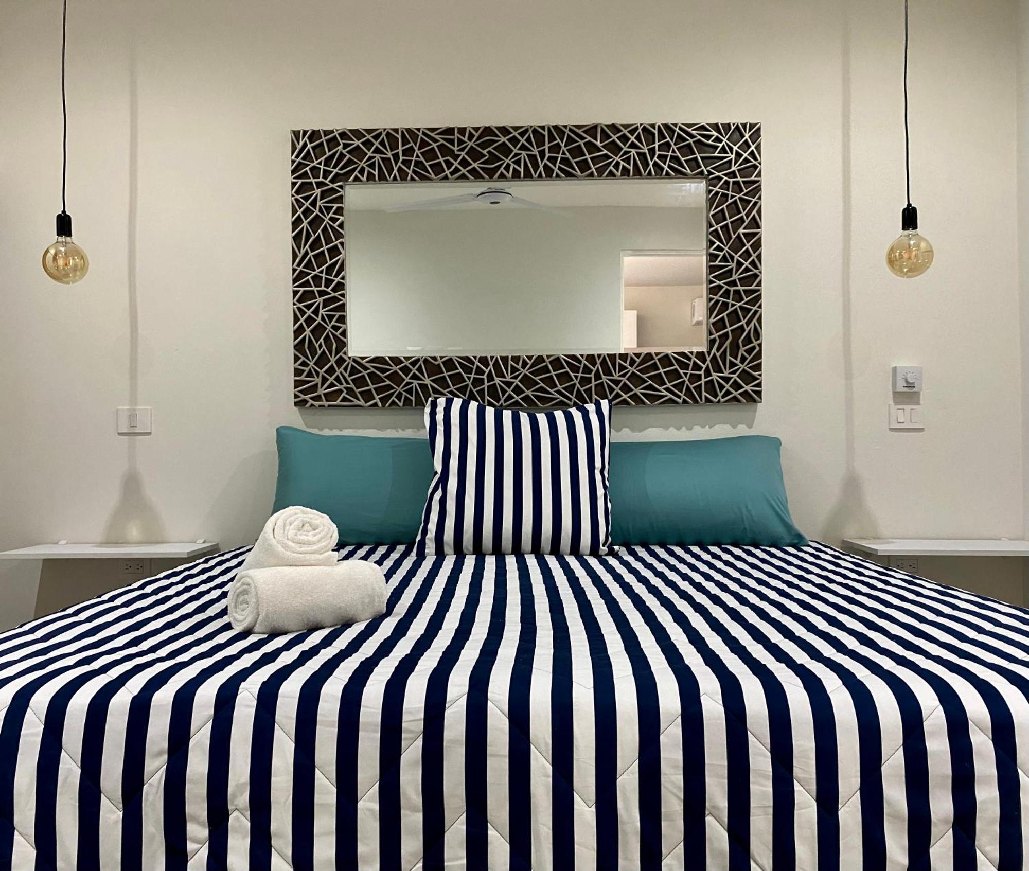 Rosa Azul 4*