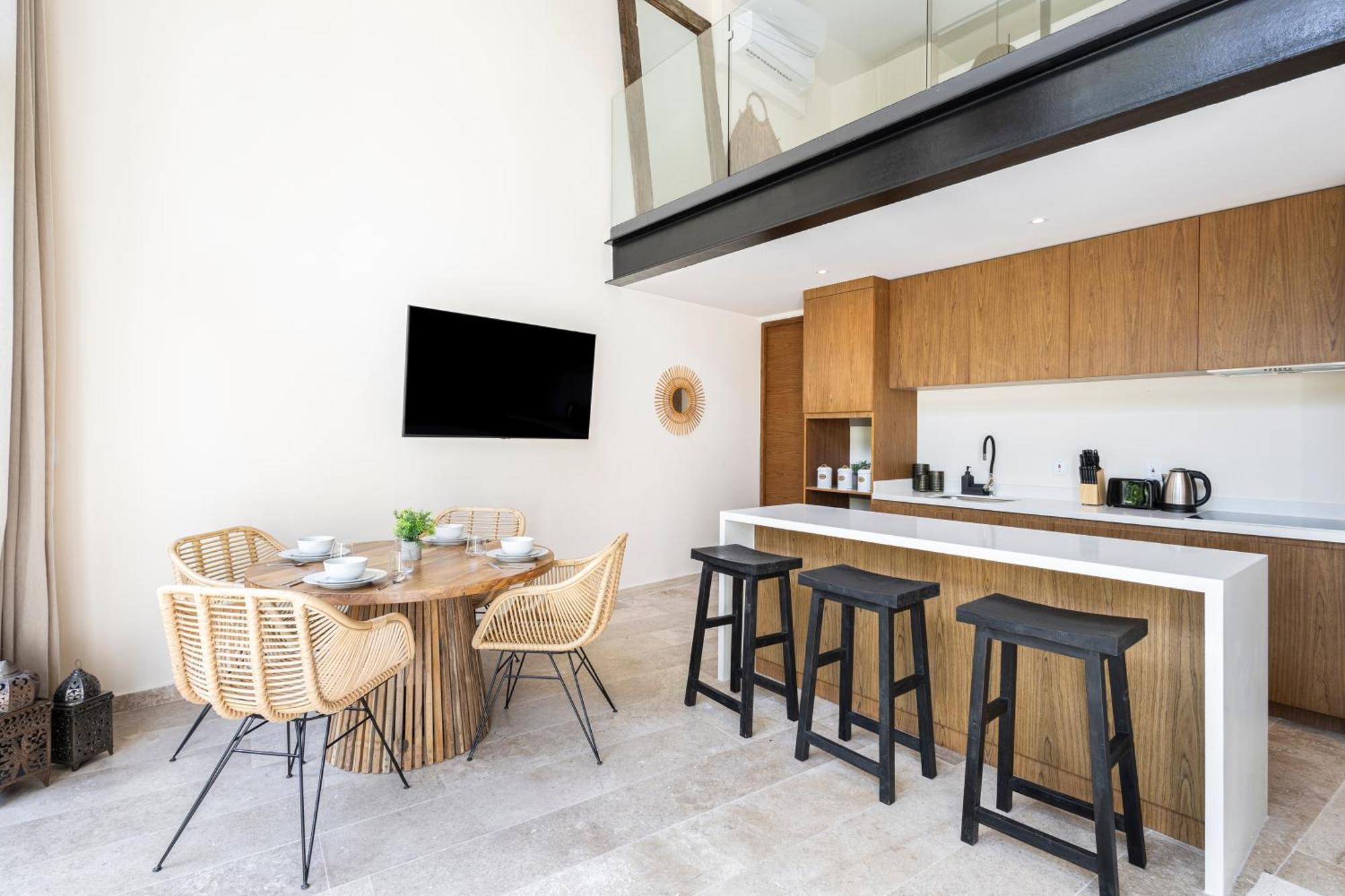 Mistiq Temple Ii Luxury Apartment *