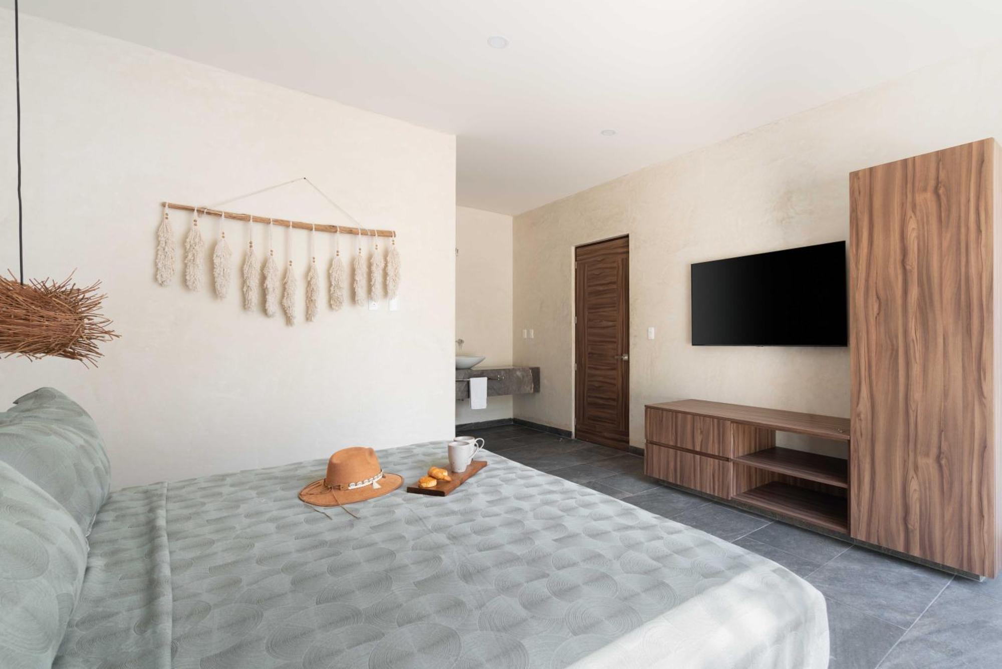 Villa Twelve O'clock - Luxury *