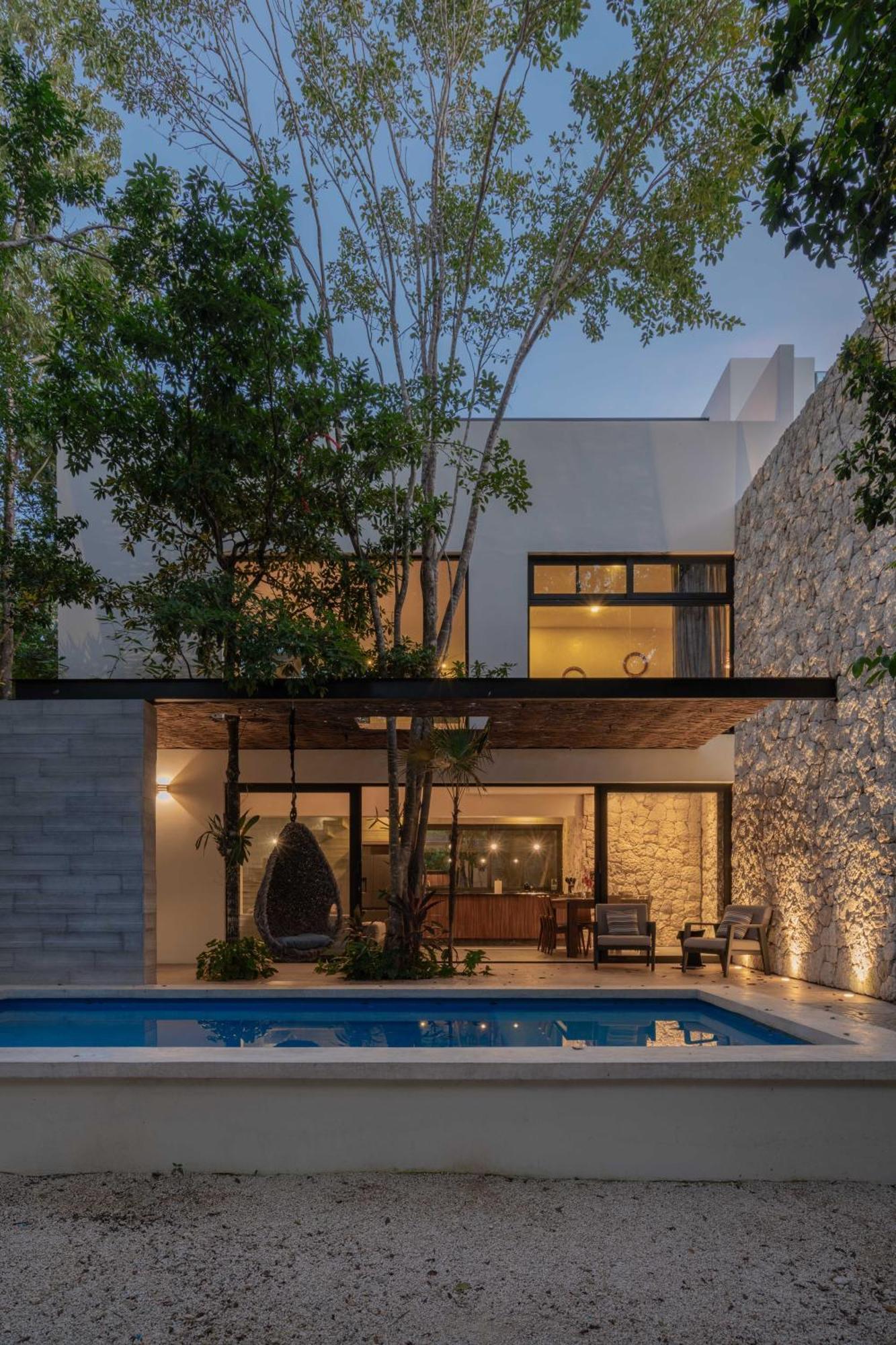 Twelve O'clock - Luxury Villa *