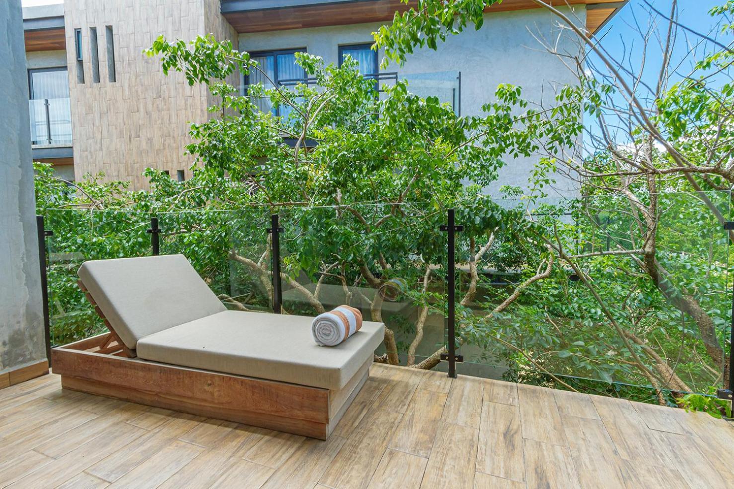 Find Yourself At Nook Apartment