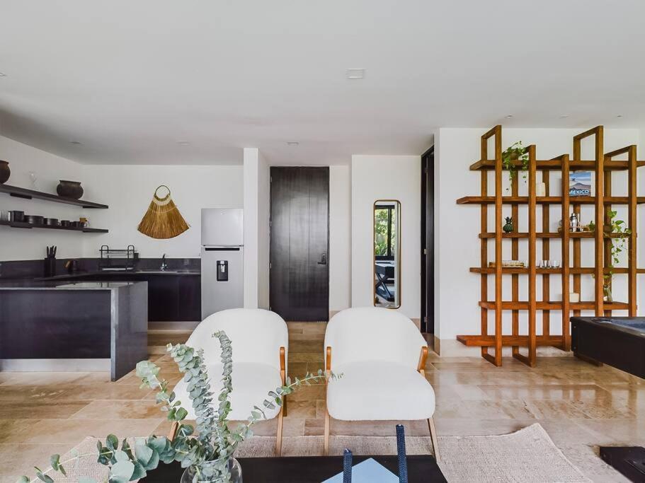 Omara 306 Luxe 2 Bdr Pooltable Great Pool * Tulum