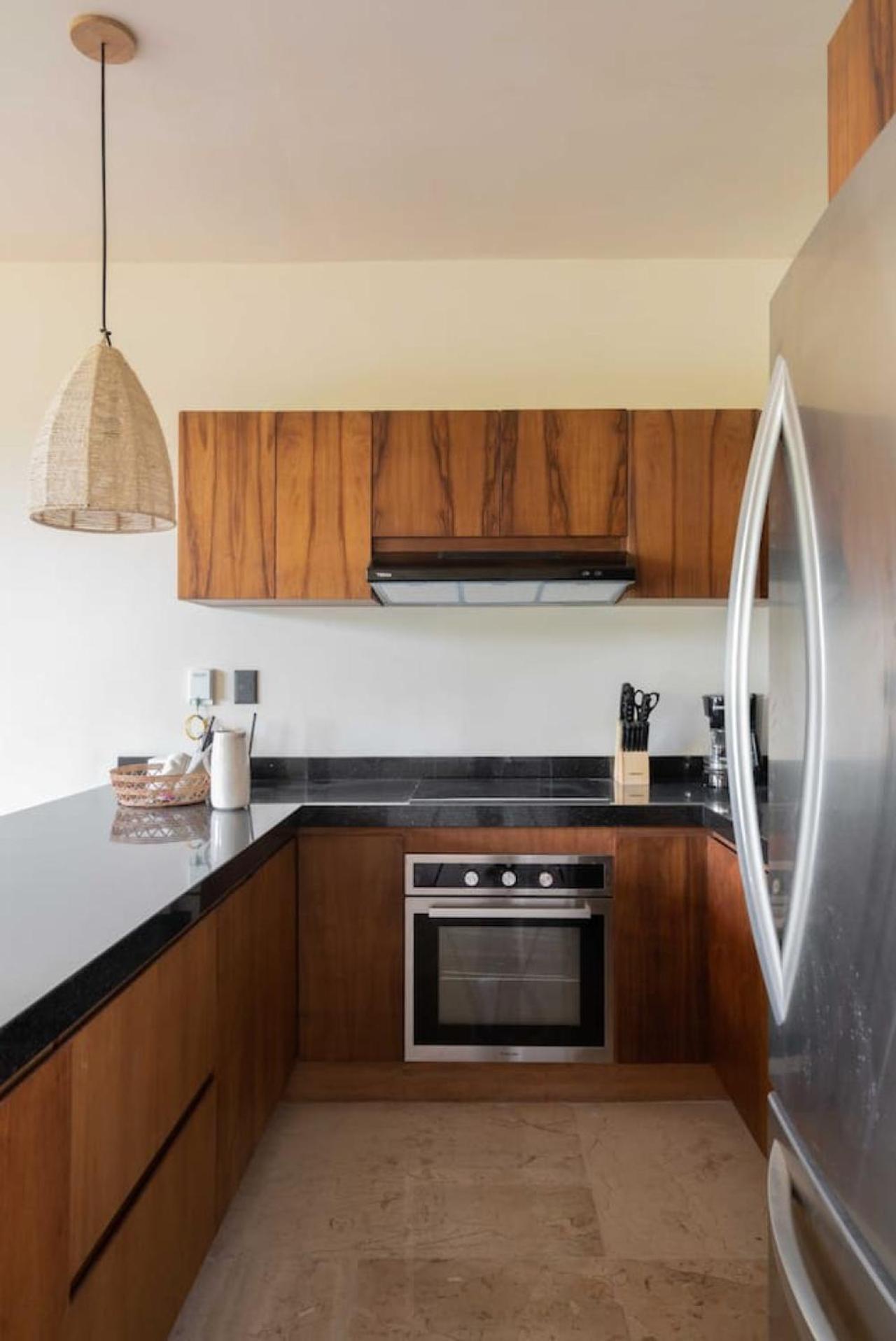 Itza Maya Club Access *