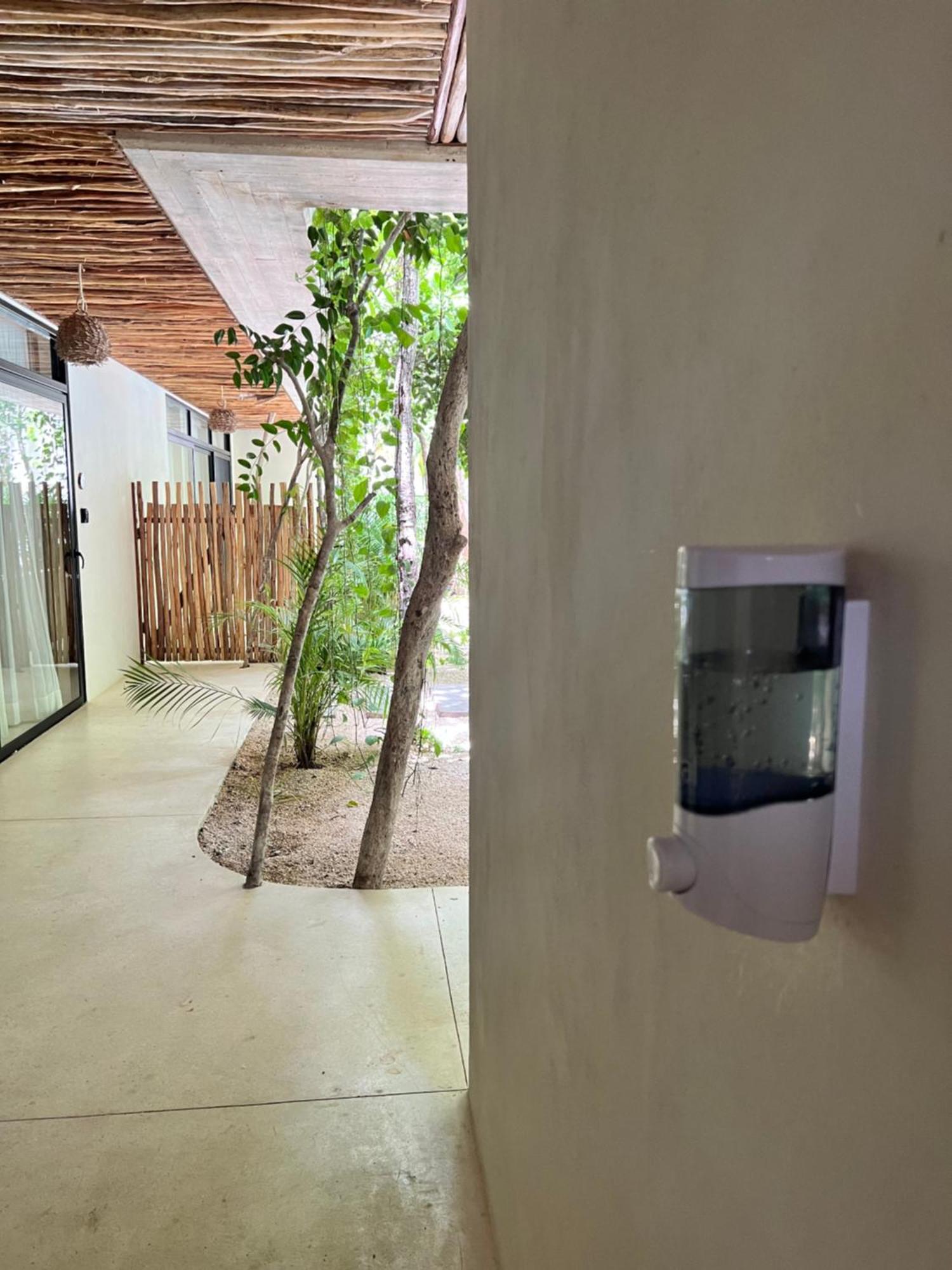 Jungle View 2bed 2bath Condo/ Wi-fi/ Pool/ Gym