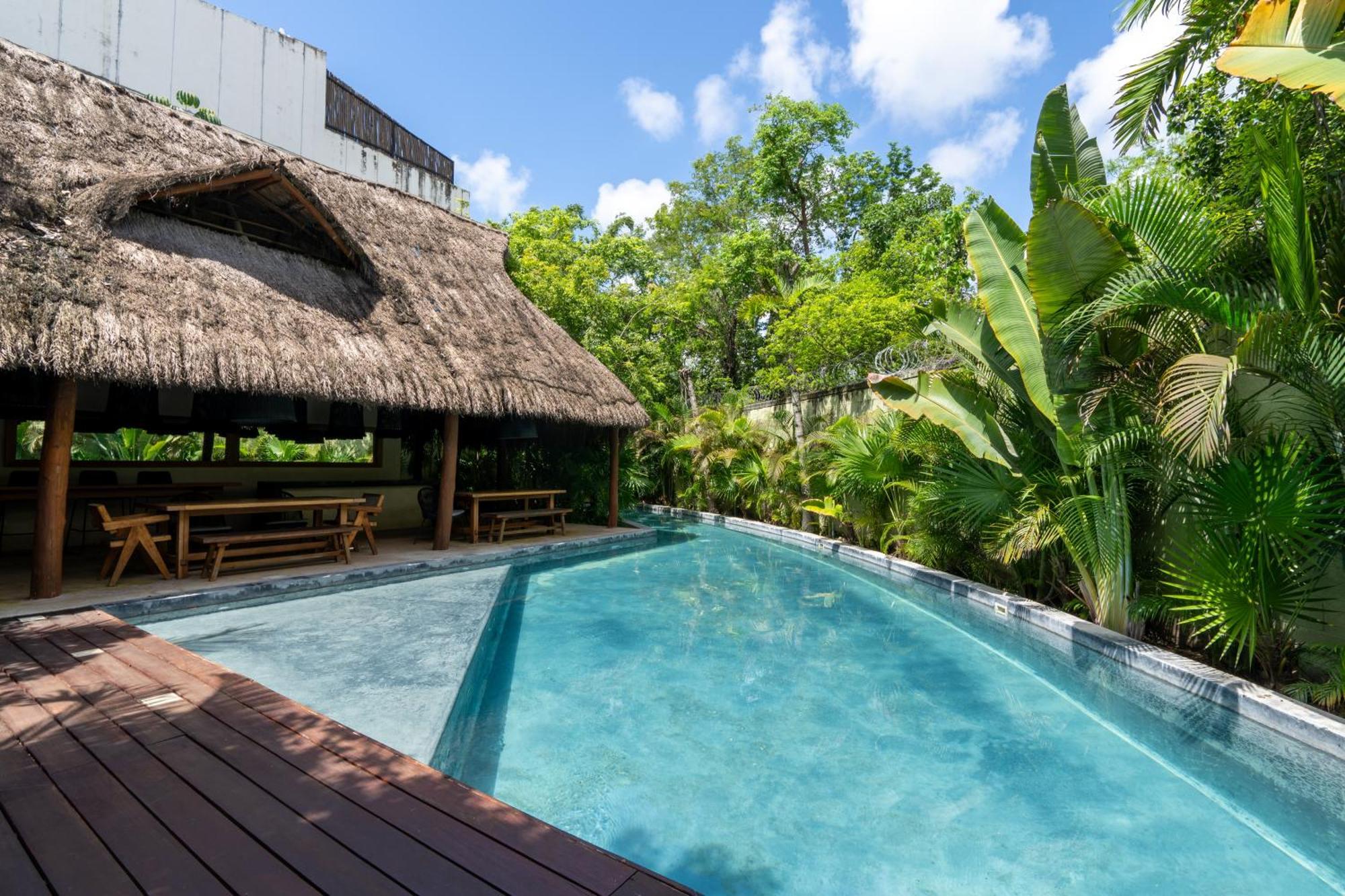 Sapphire - 2 Floors With Private Roof And Pool & Club Access Apartment *