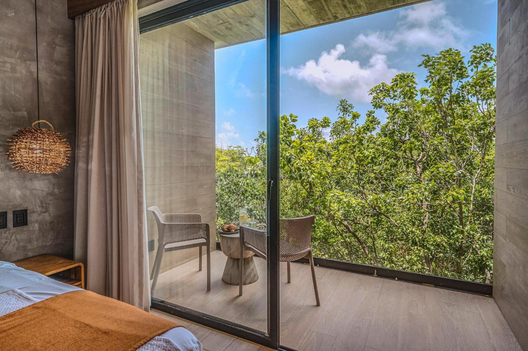 Apartment Stylish Ph With Private Pool-gym-superstore