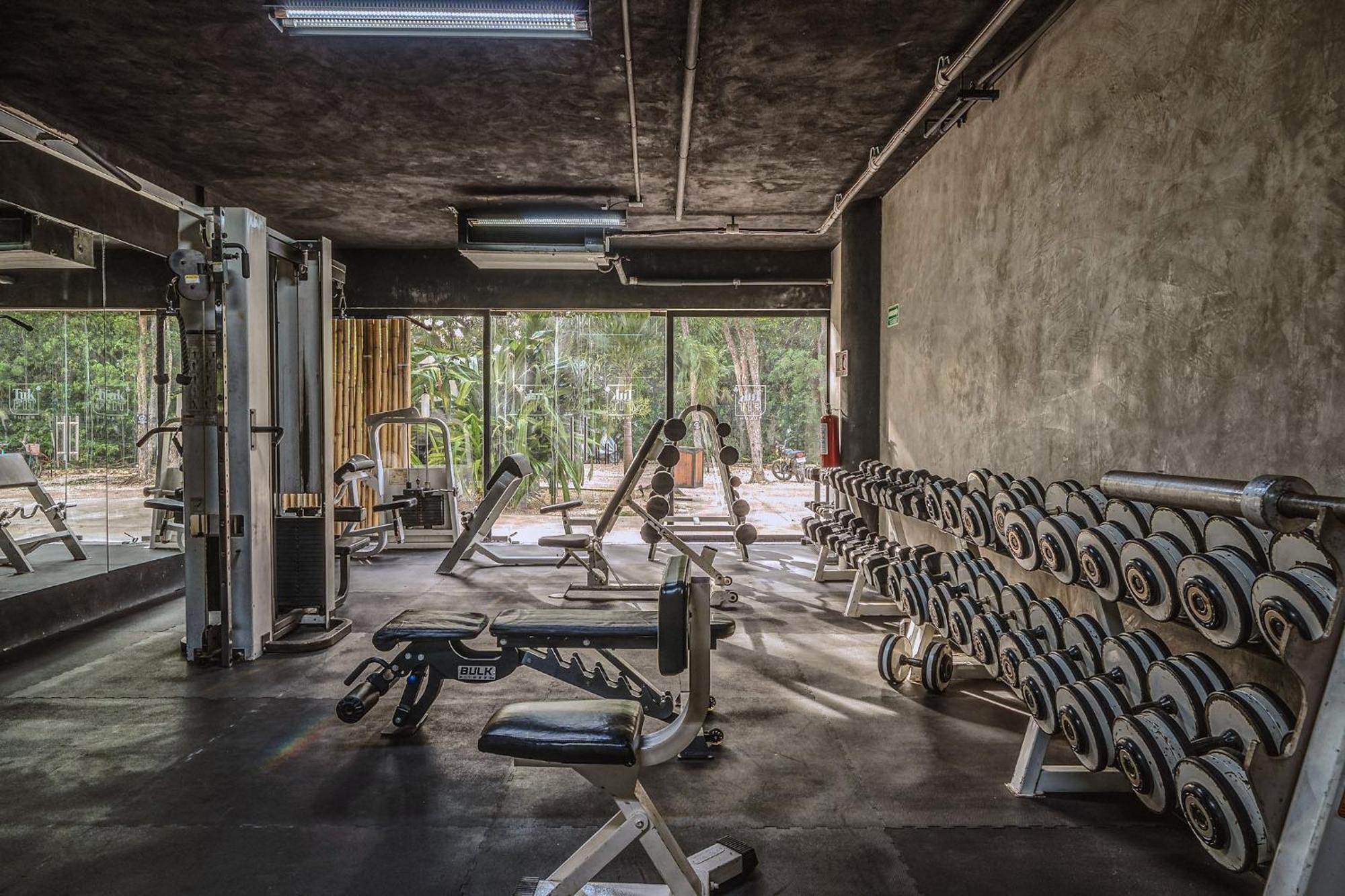 Stylish Ph With Private Pool-gym-superstore Tulum