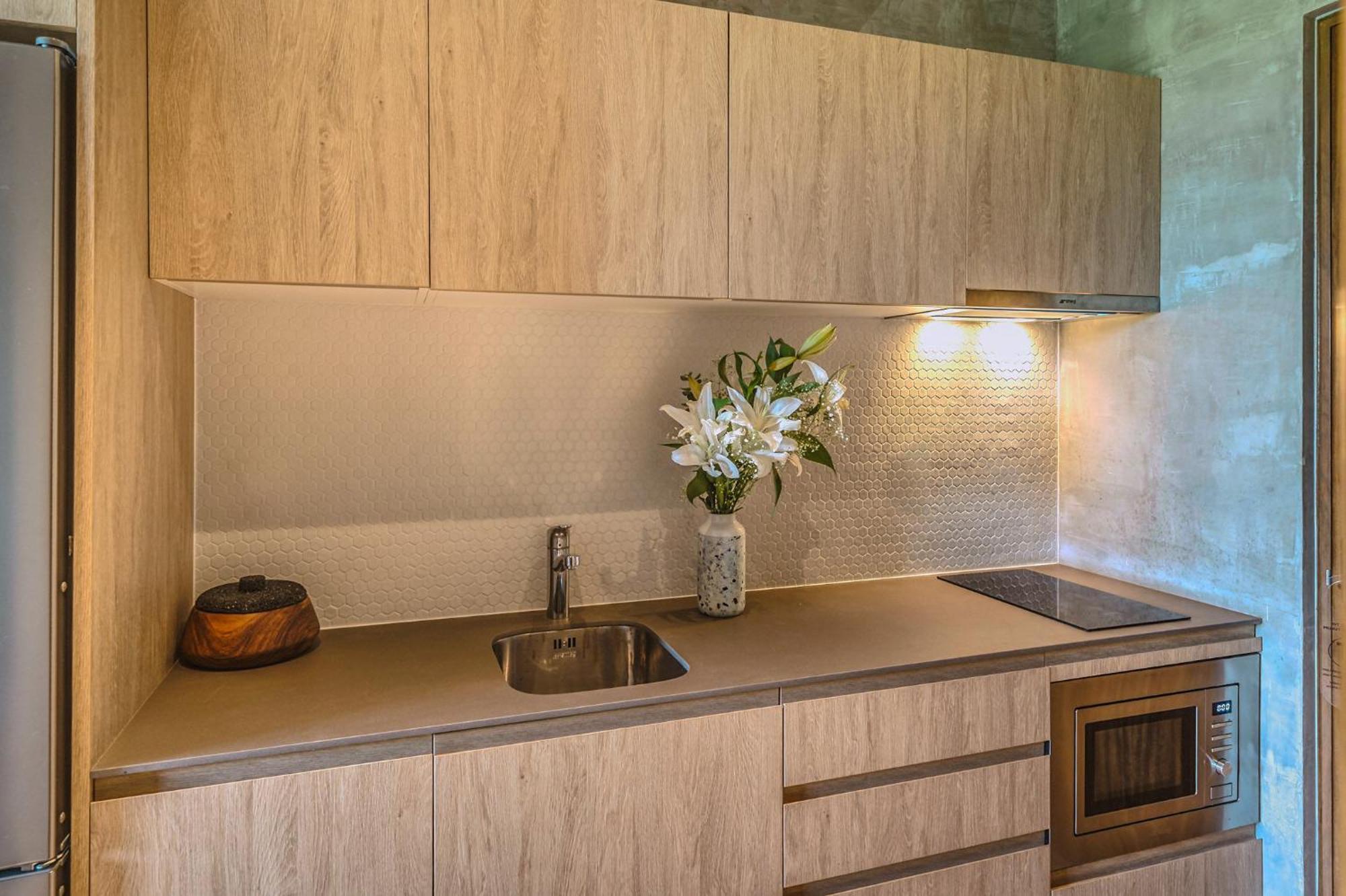 Apartment Stylish Ph With Private Pool-gym-superstore