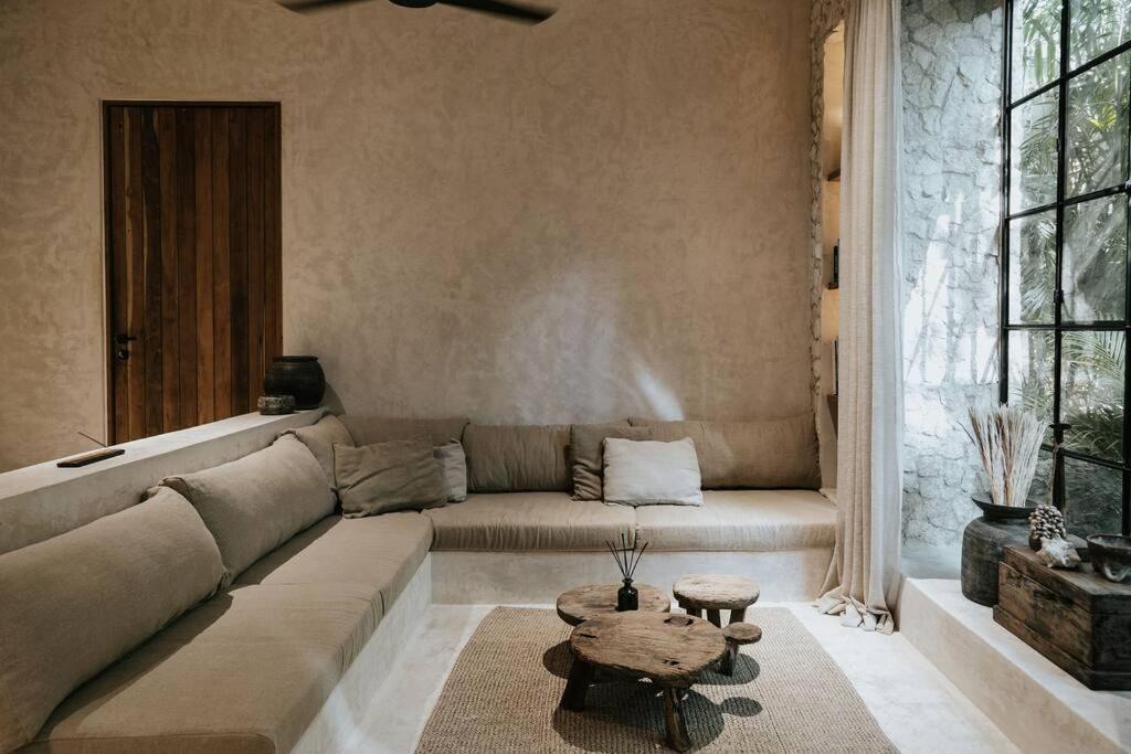 Design Loft With Private Pool And Like Feature Apartment *