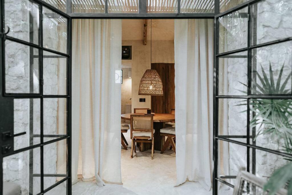 Design Loft With Private Pool And Like Feature