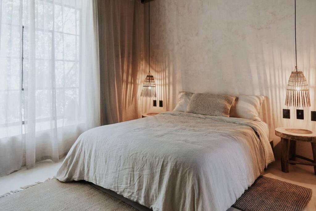 Design Loft With Private Pool And Like Feature Apartment