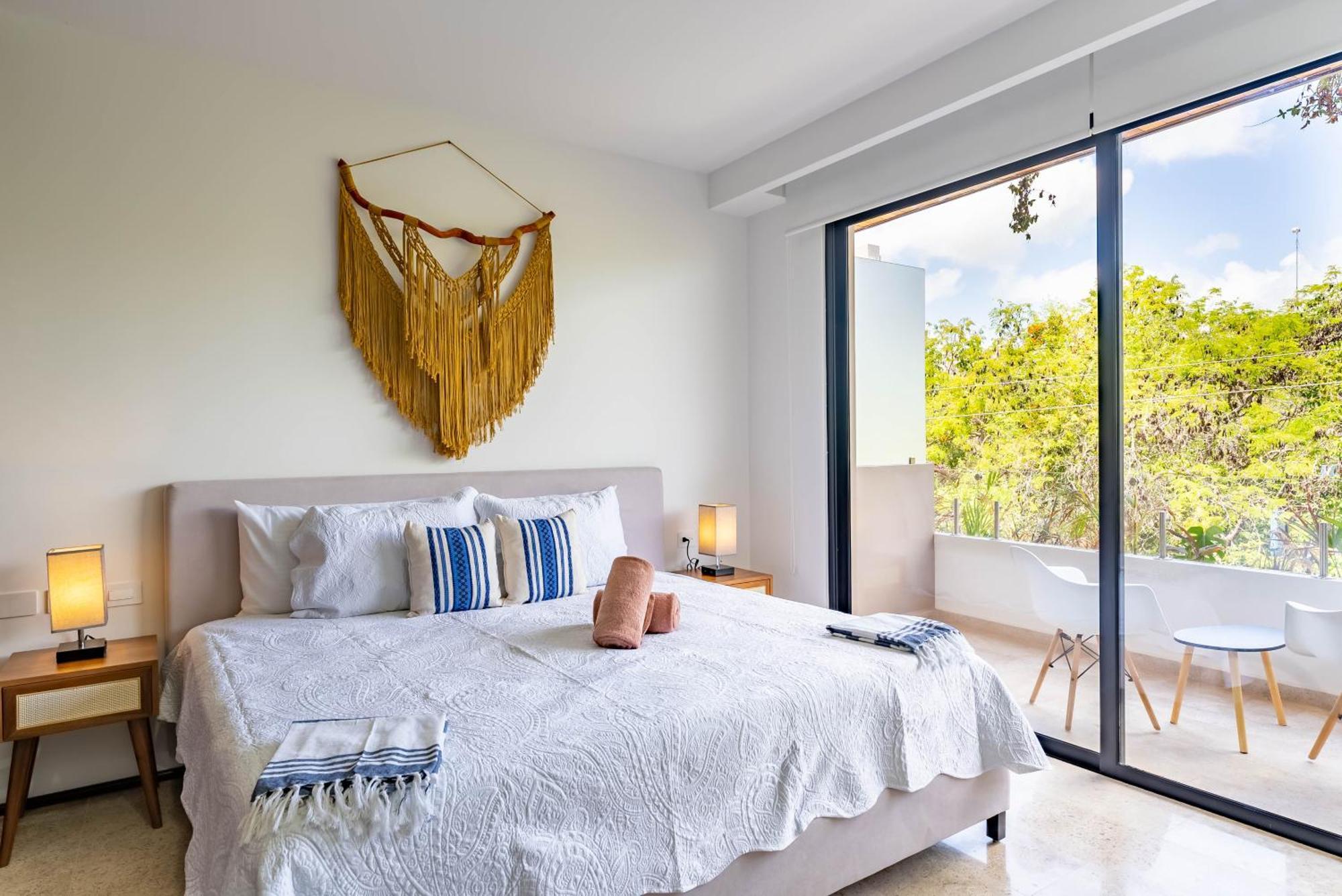 Menesse Aparthotel