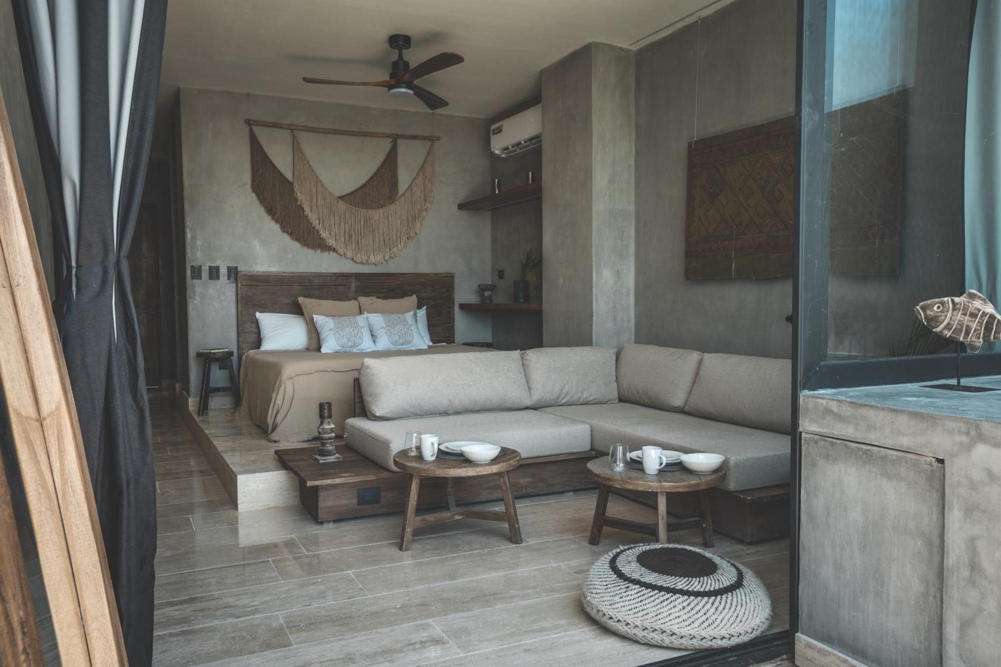 Urbano By Sundara Aparthotel 4*