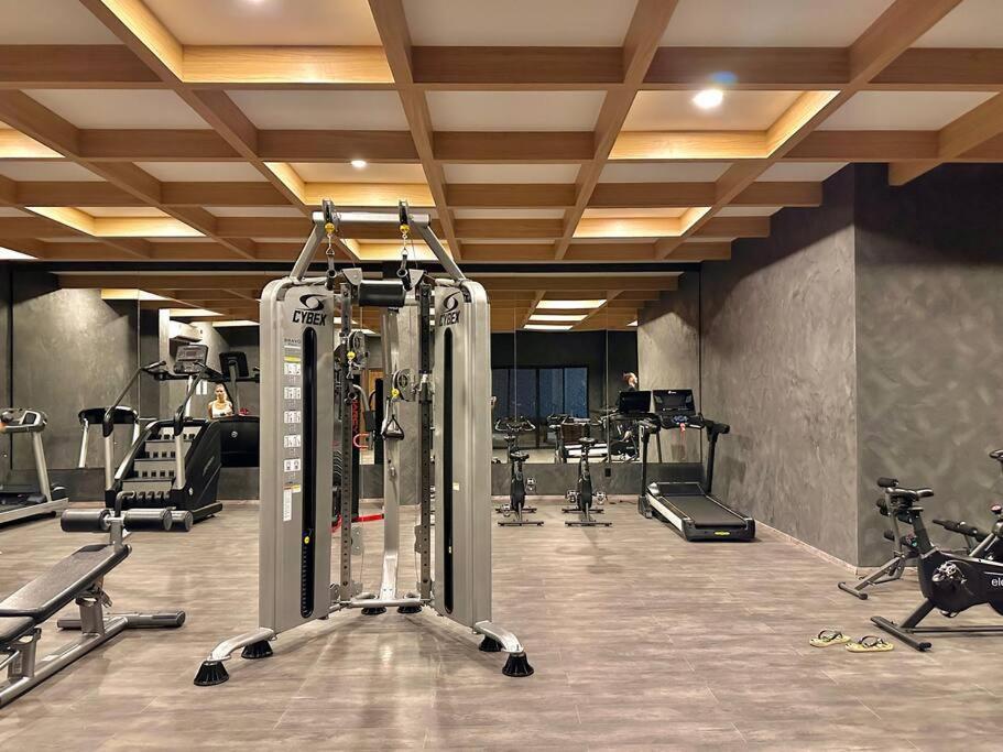 Apartment Giada Towers By The Spot *