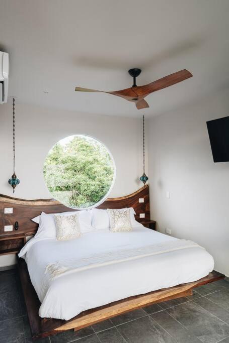 Luxury Villa, Club - Jungle View - Sahara Jade *