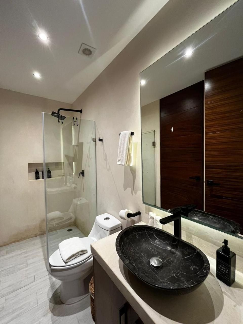 Apartamento Cozy With A King Size Bed