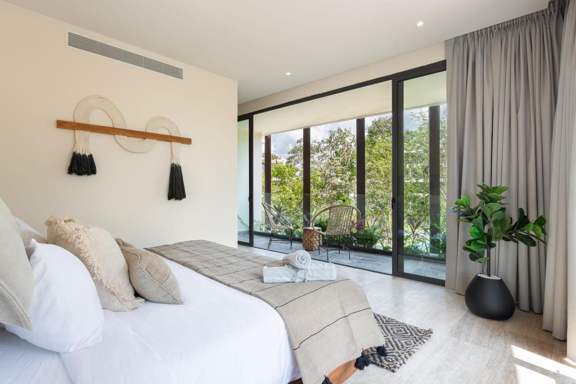 Temple Paradise Luxury 6 Min From *