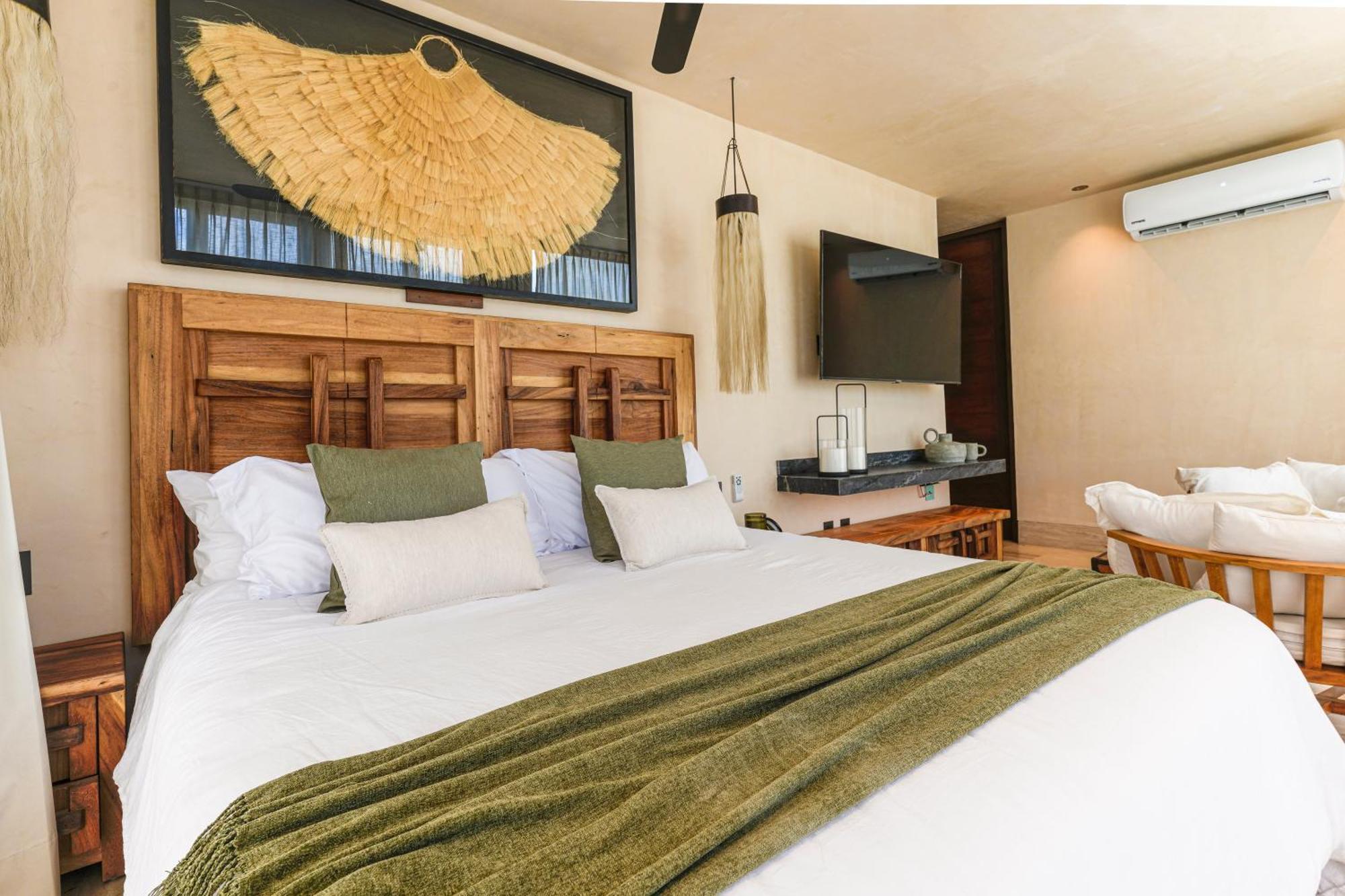 Trobbu Boutique Collection 5*