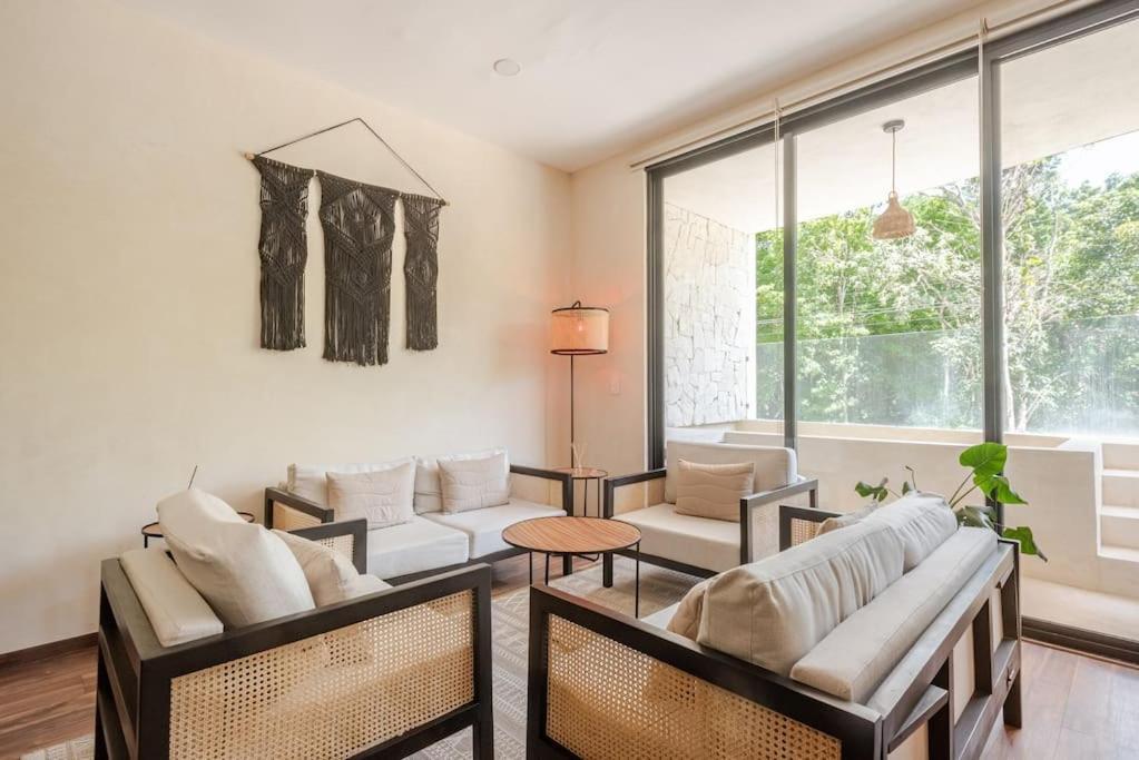 Alberca Y Balcon Privado A 6 Minutos De La Playa