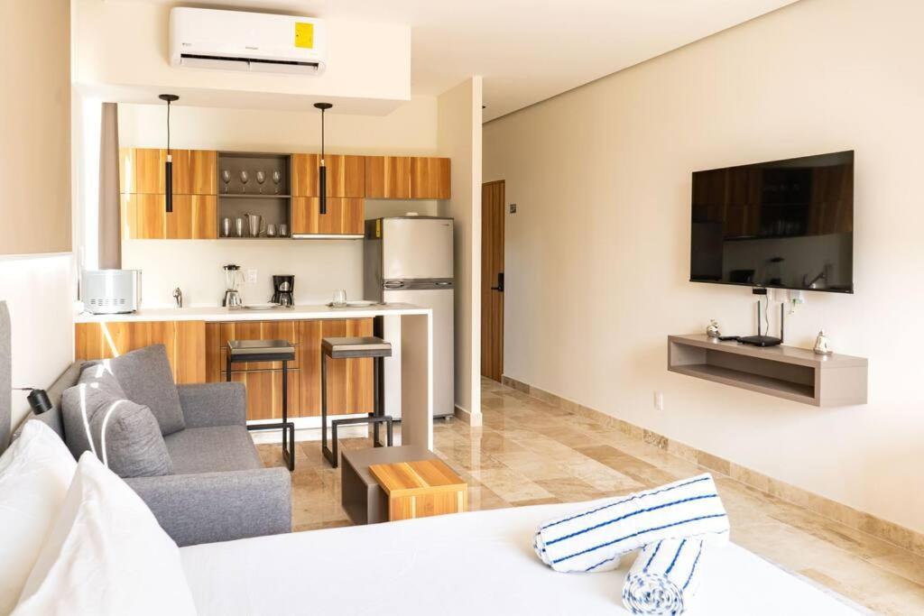 Elena 113 Comfortable