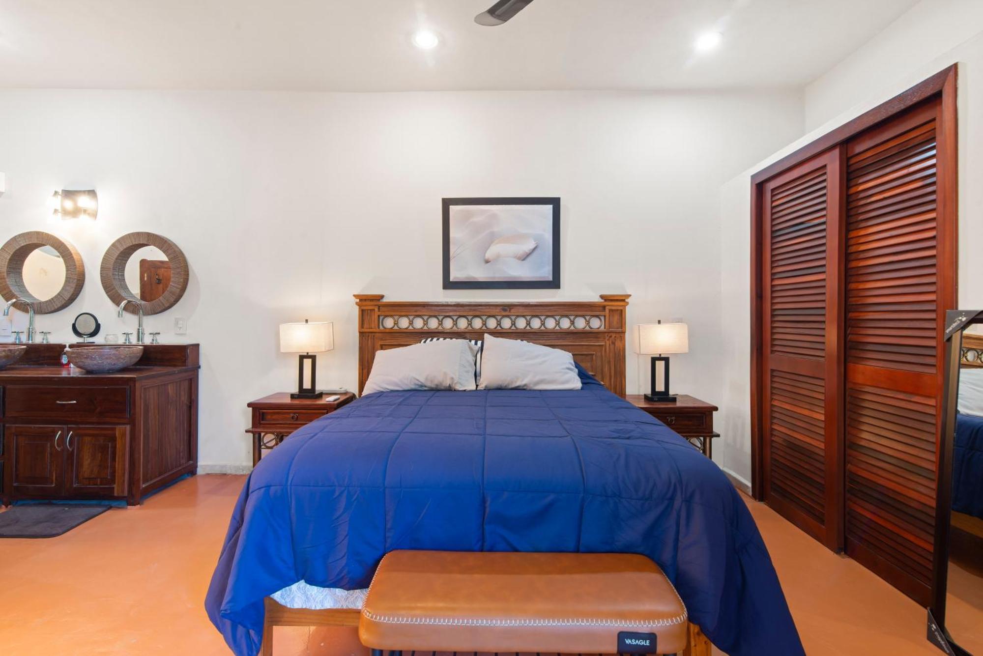 Centro - Steps To Downtown Hot Spots Holiday home *